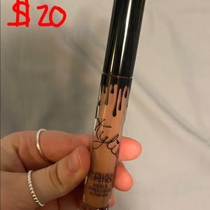 Kylie Jenner Matte Liquid Lip Stick